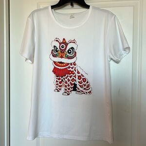 NWOT Chinese New Year dancing lion graphic tee Size L poly span blend